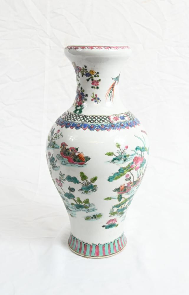 Chinese Qianlong Porcelain Vase China photo furniture