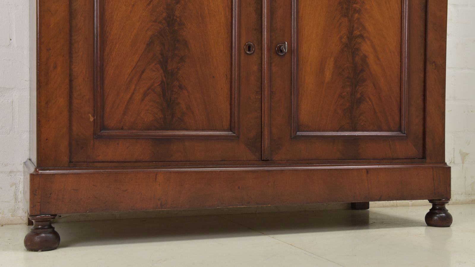 photo for sale Antique! Chest Of Drawers, Sideboard, Restored Mahogany, Circa 1880.