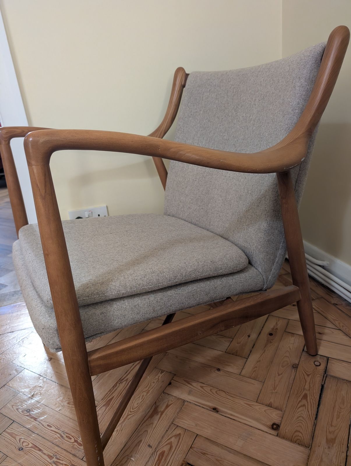 Replica Finn Juhl 45, 21st Century photo 550.0