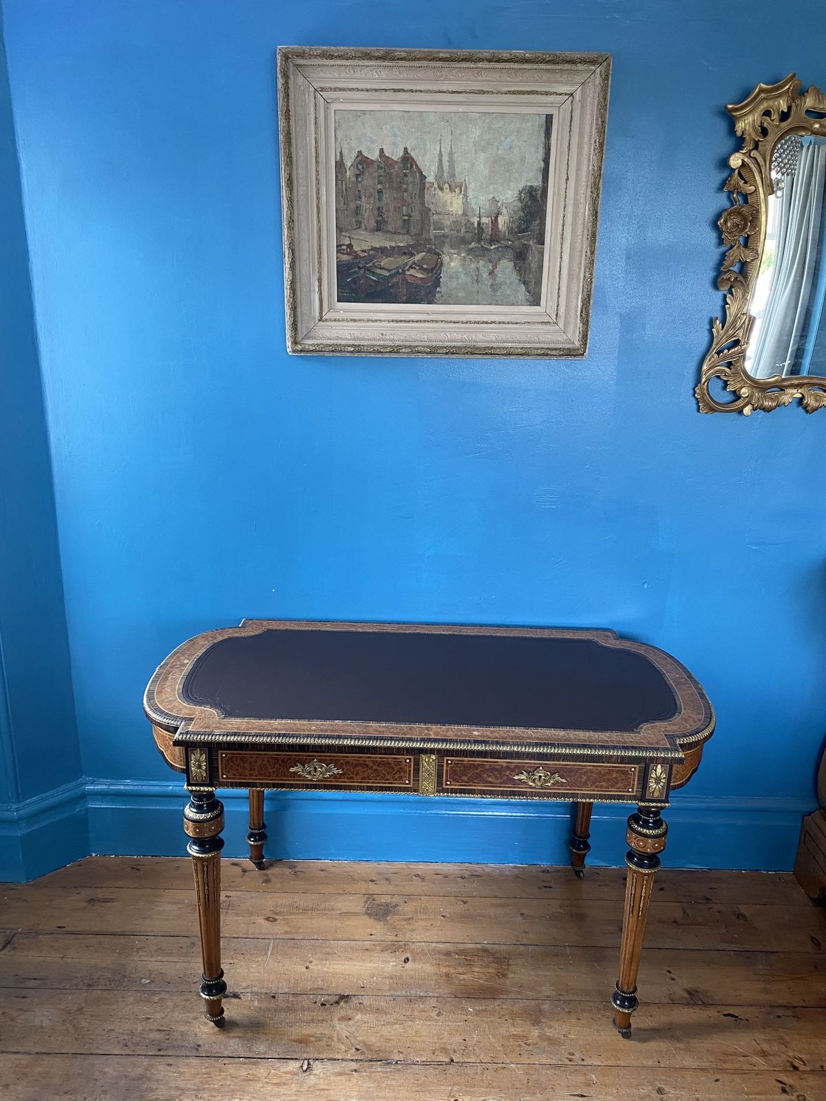 photo furniture A Fine 19th Century French Style Calamander And Amboyna Ormolu Mounted Writing Desk