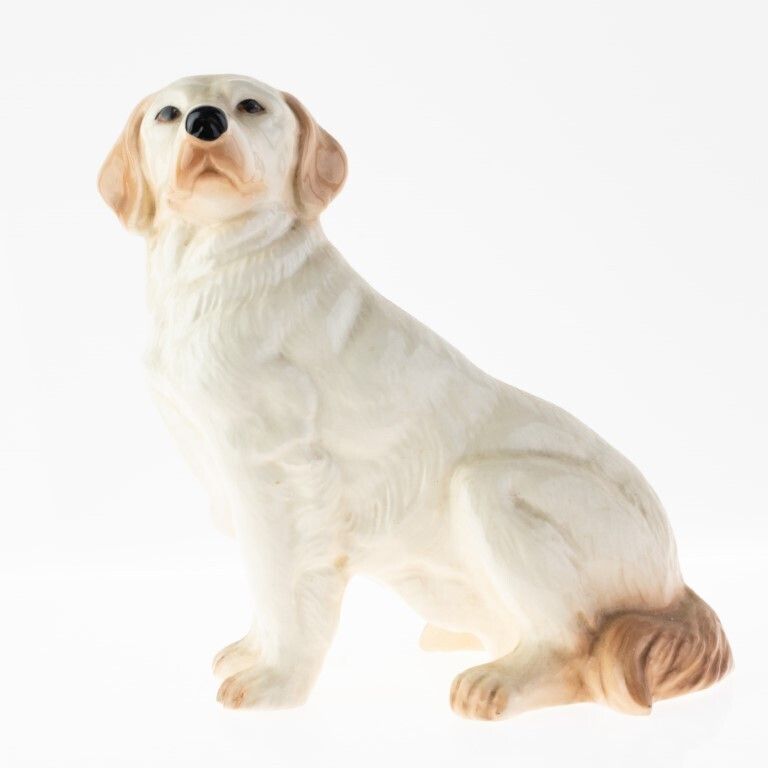 Mid Century English Ceramic Porcelain Pottery Dog Figure