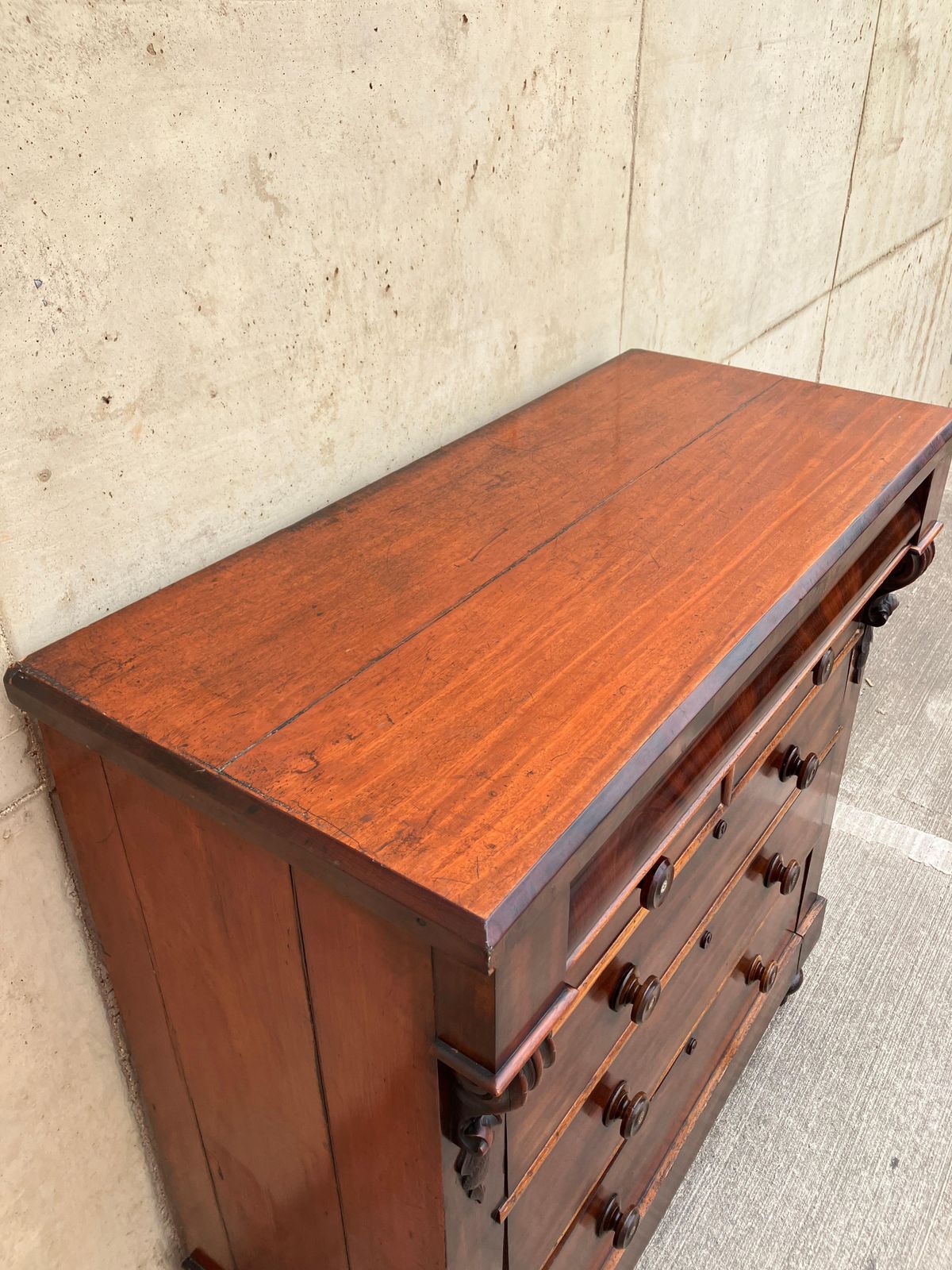 photo furniture Large Antique Victorian Solid Mahogany Chest Of Drawers