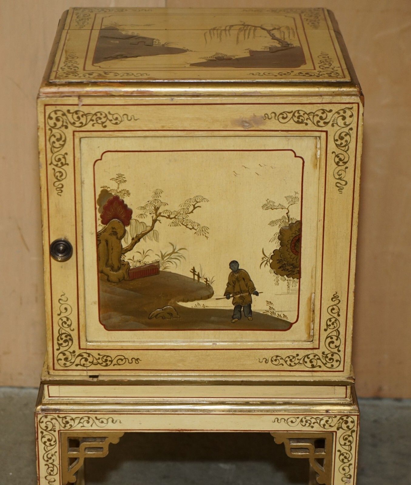 Pair Of Antique Chinese Export Hand Painted & Lacquered Nightstands Side Tables photo 1450.0