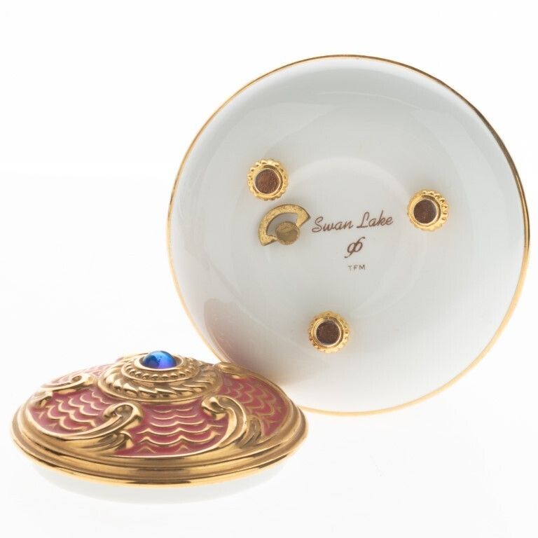 Franklin Mint Gilt Porcelain Faberge Collection Musical Box photo furniture