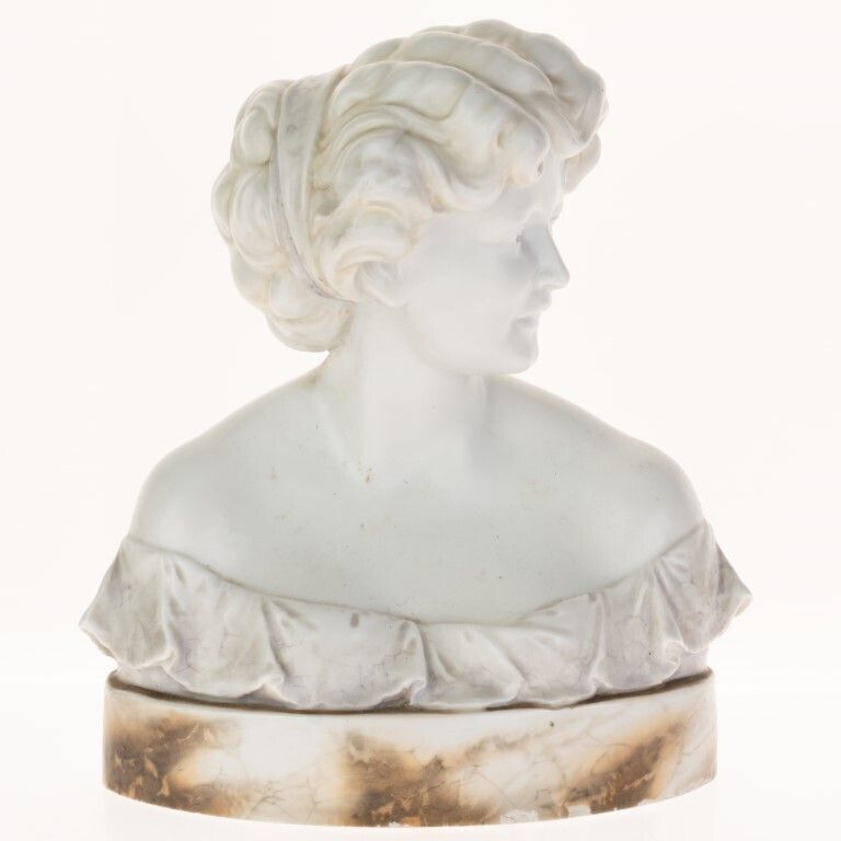 Antique Porcelain Ceramic Bust Of A Lady