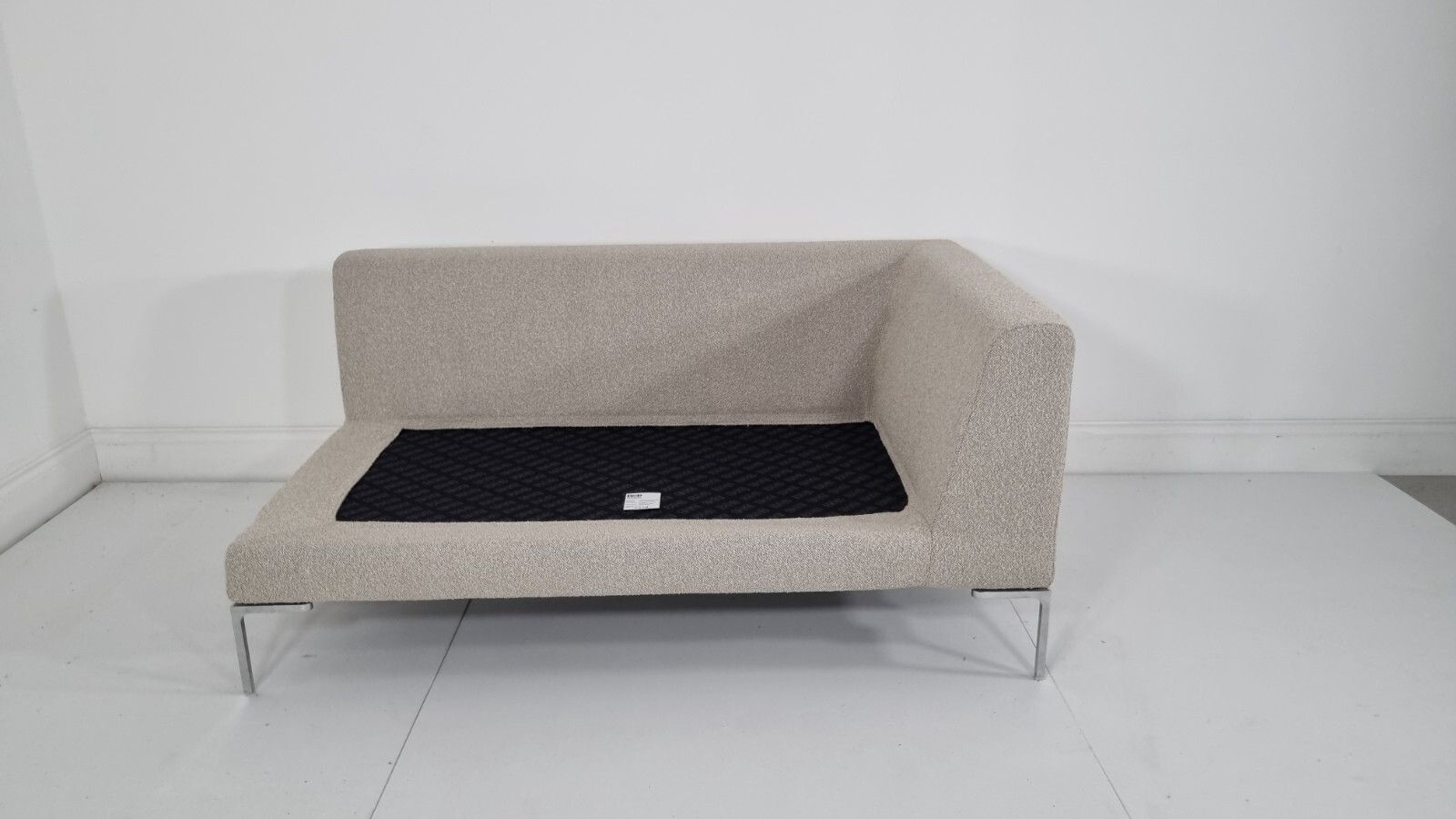 Furniture Bb Italia Charles Day Bed In Luxurious Grey Boucle Fabric, Impeccable Condition photo