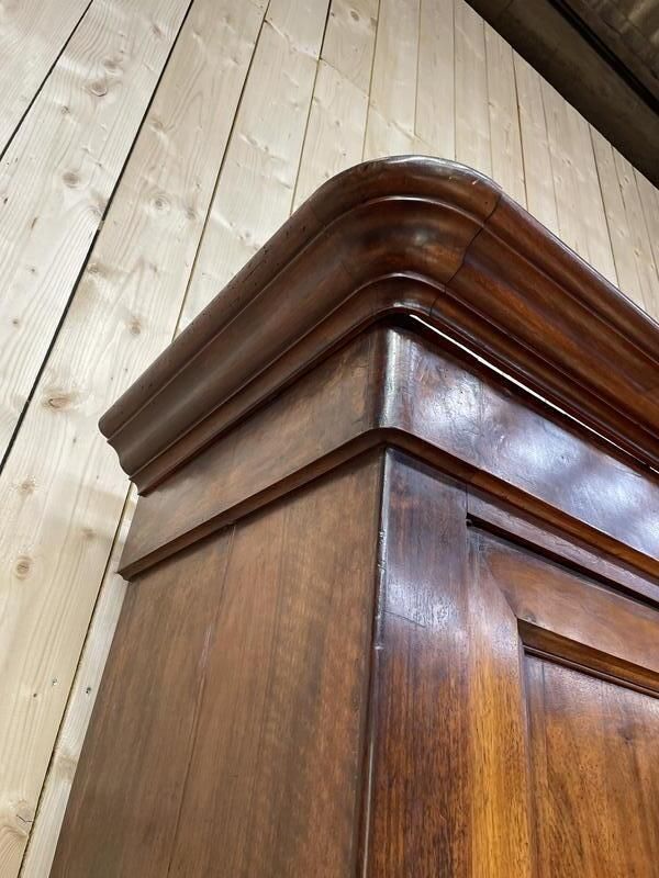 Armoire époque Louis Philippe En Noyer Et Placage photo Furniture