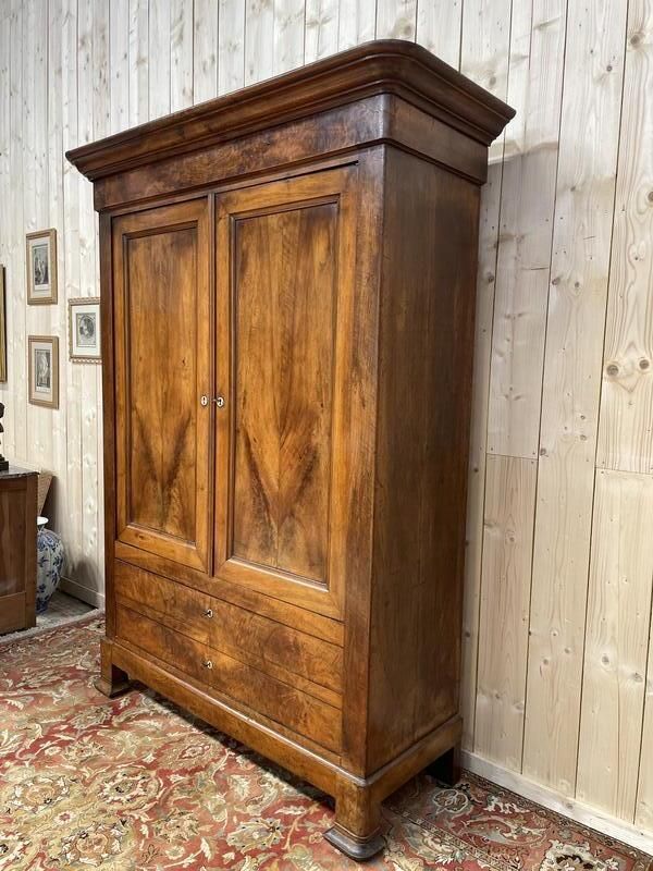 Armoire époque Louis Philippe En Noyer Et Placage photo buy