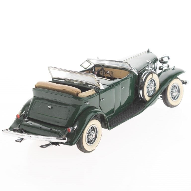 1:24 Scale 1932 Green Cadillac V 16 Sport Phaeton Diecast Danbury Mint Model Vehicle photo furniture