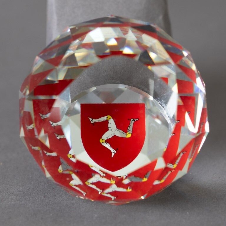 Swarovski Faceted Glass Paperweight With Isle Of Man Coat Of Arms
