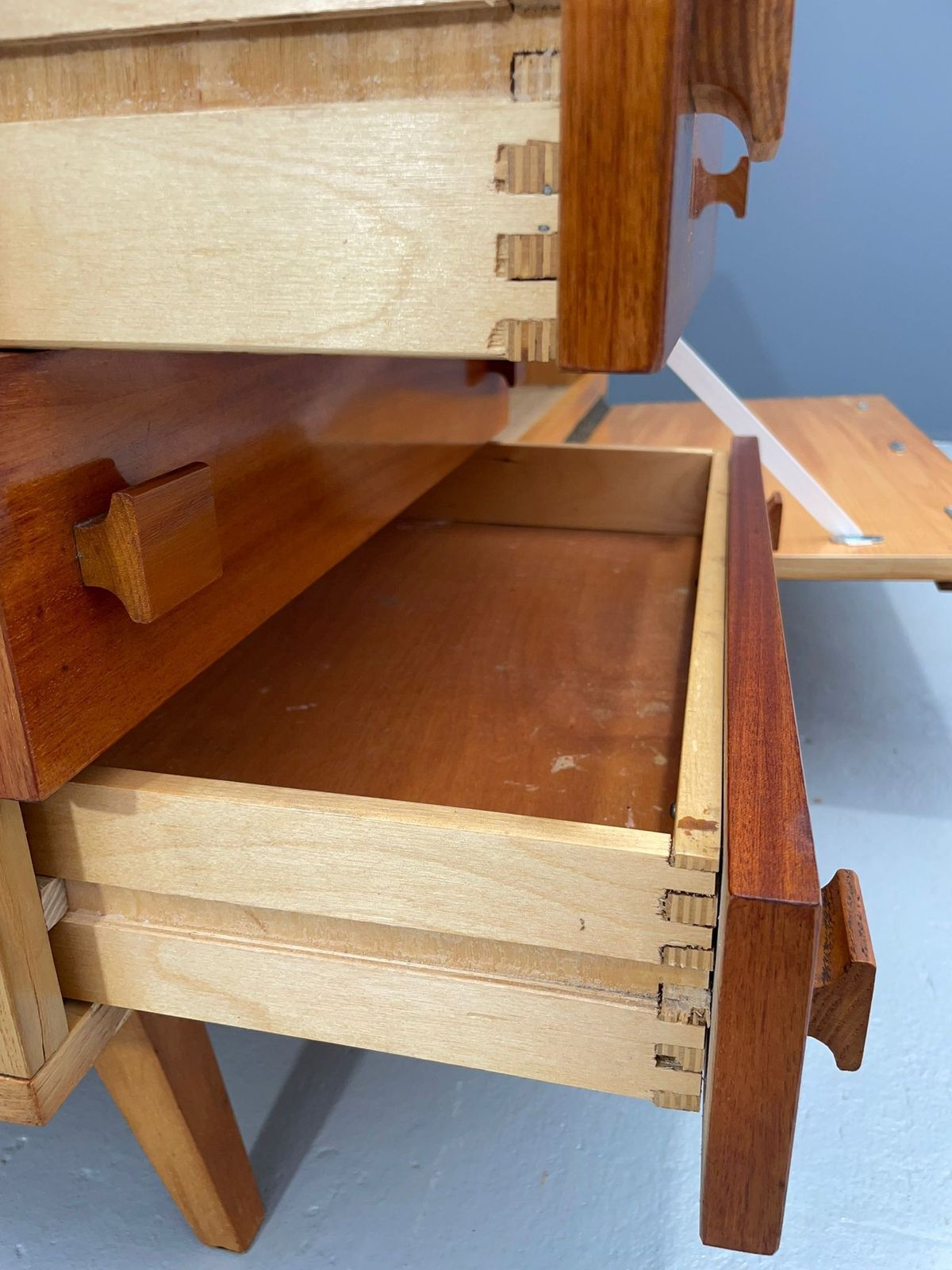 Modernistisch Dressoir Met Klapdeur, Tsjecho Slowakije, Jaren 1970 photo furniture