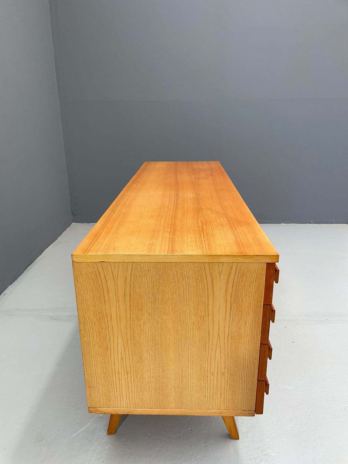 photo buy Modernistisch Dressoir Met Klapdeur, Tsjecho Slowakije, Jaren 1970