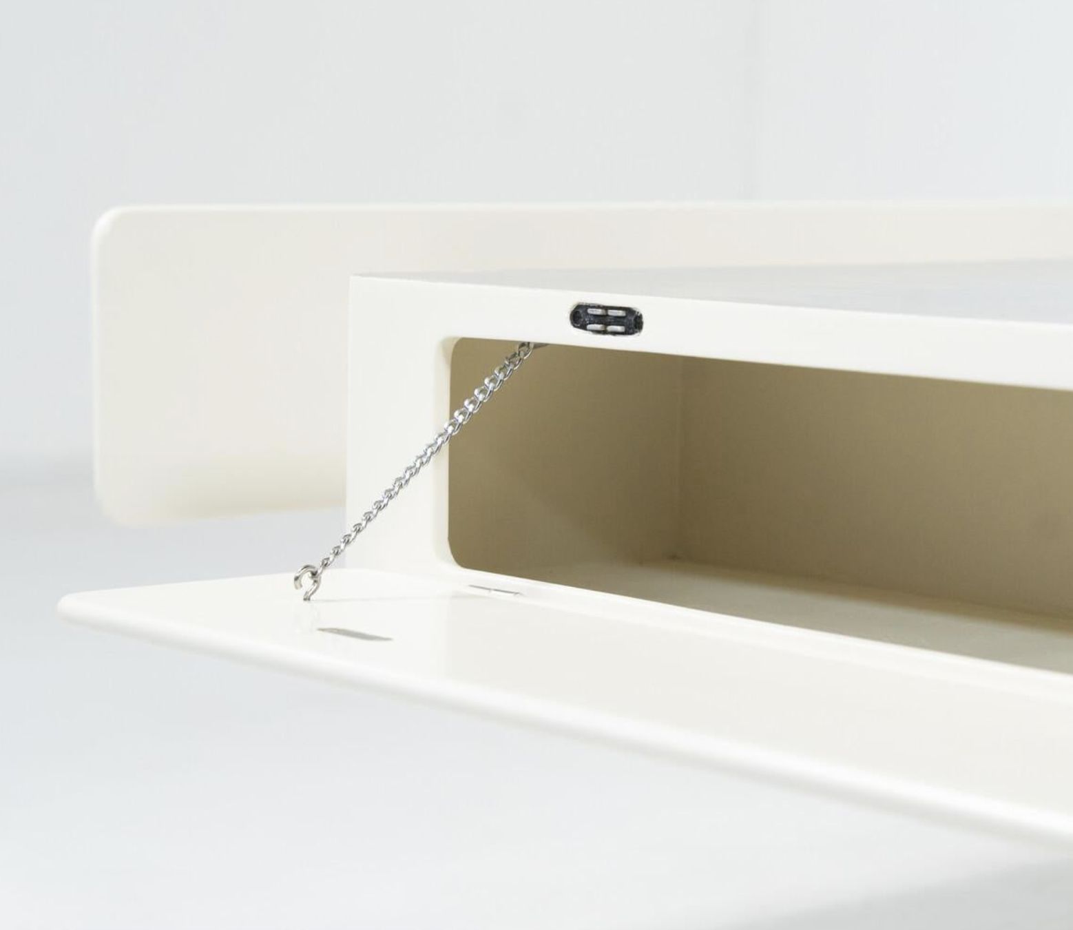 White Caori Coffee Table By Vico Magistretti For Gavina, Italy, 1960s photo Furniture
