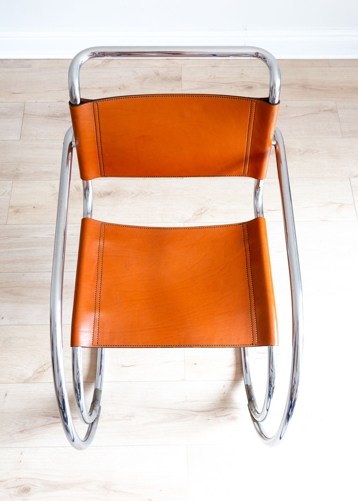 Mies Van Der Rohe Mr20 Cantilever Chair Chestnut Leather Chrome Bauhaus Mcm photo vintage