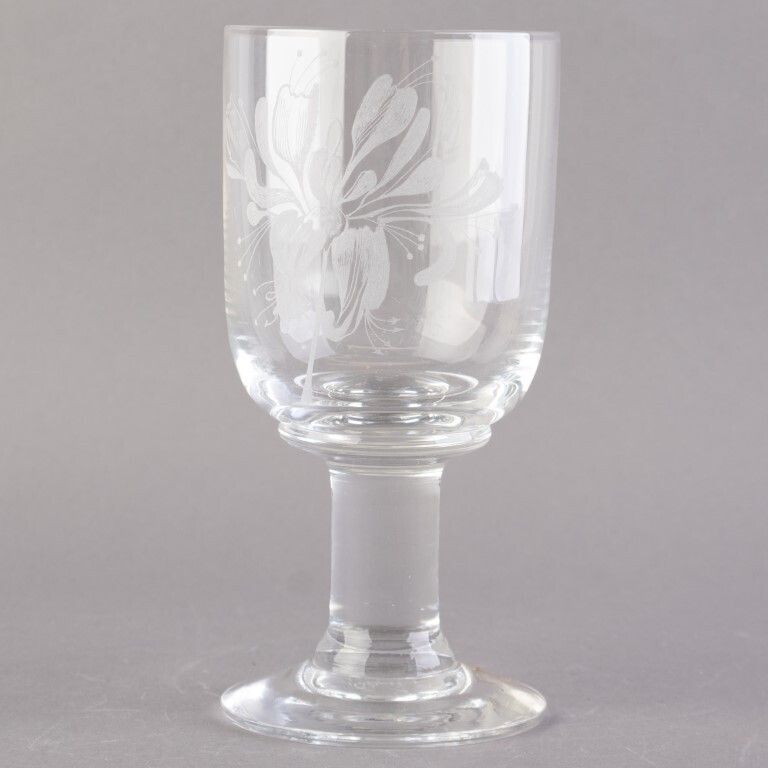 Dartington Crystal Glass Etched Goblet