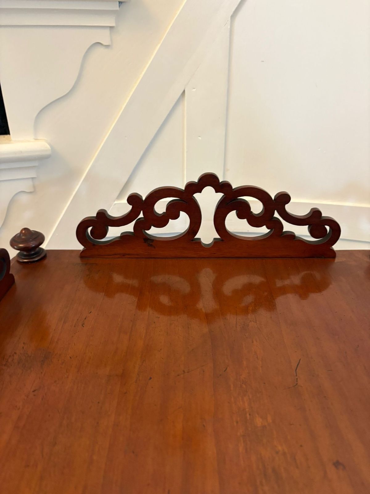 photo furniture Antique 19th Century Quality Mahogany Free Standing Canterbury Whatnot