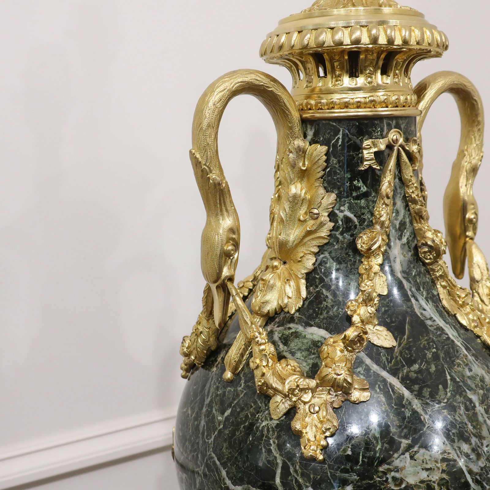 Pair Of French Louis XVI Style Marble & Gilt Bronze Table Lamps photo Lighting