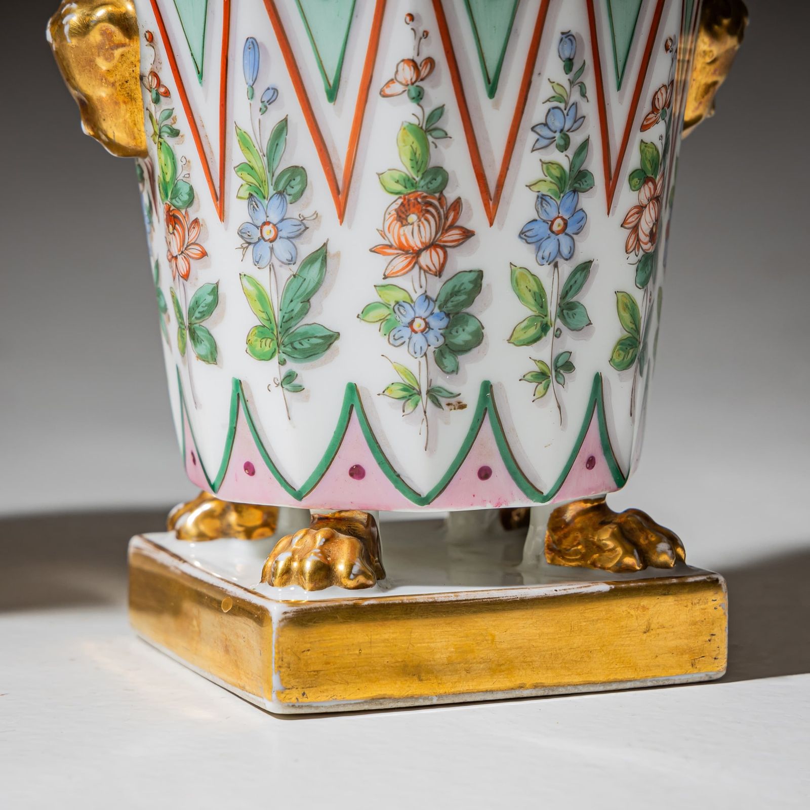 1560.0 Potpourri Vases, Paris, Late 19th Century photo