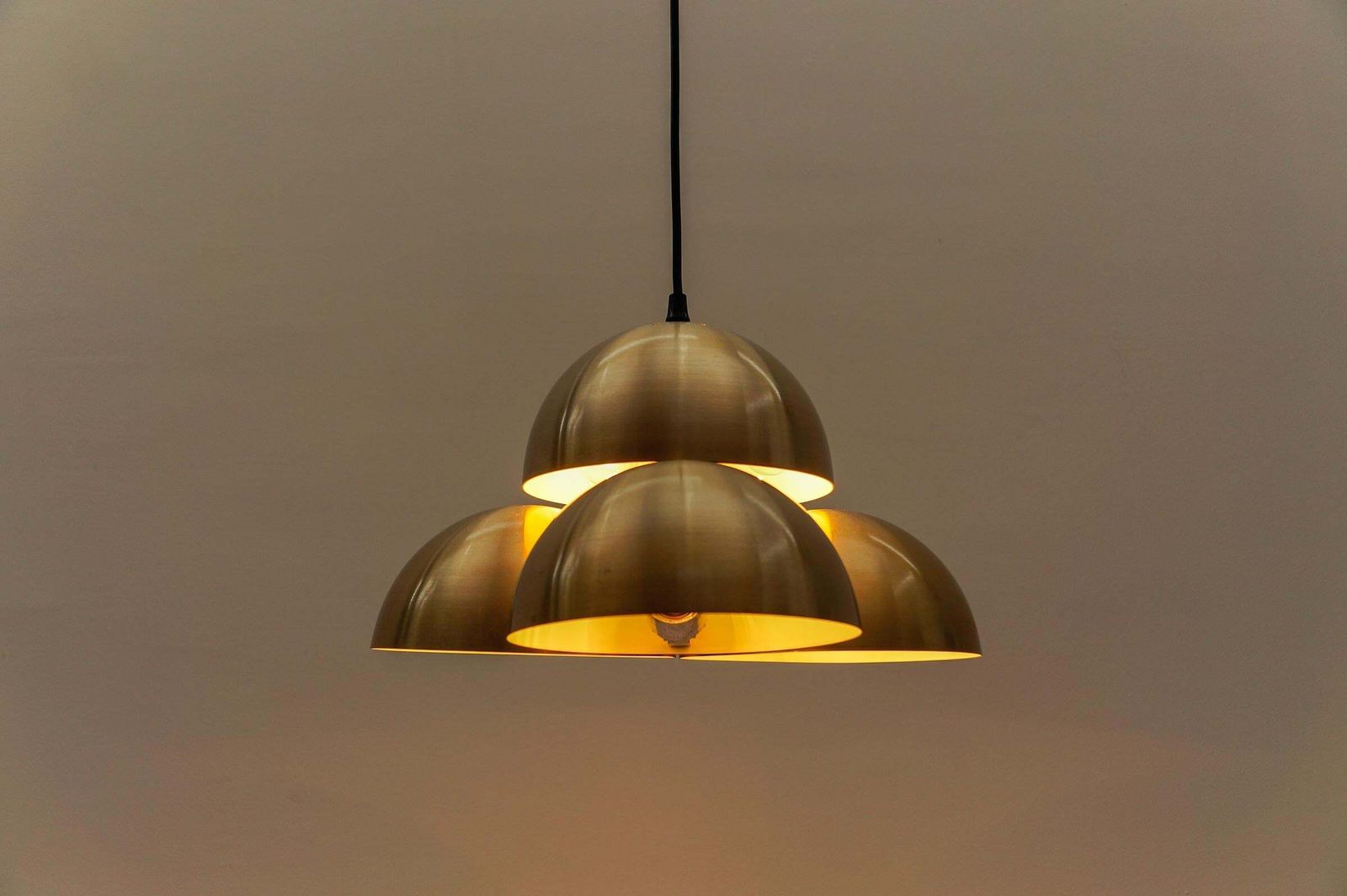 Rare Pendant Lamp 'Cantharel' In Style Of Maija Liisa Komulainen For Raak 1970s photo buy