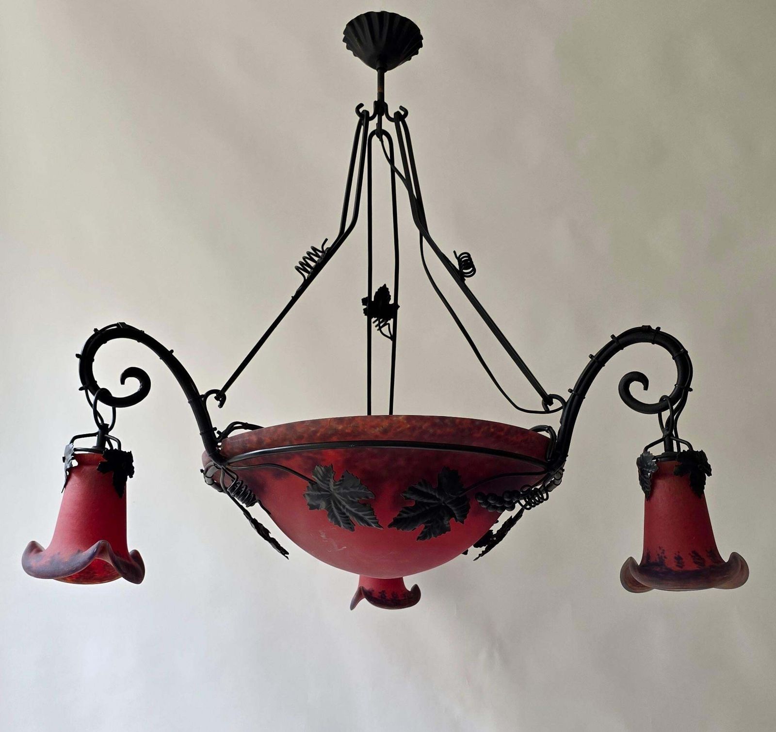 photo vintage Art Deco Chandelier In The Style Of Müller Frères