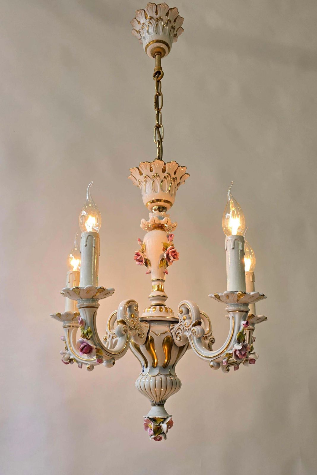 Elegant Italian Mangani Porcelain Chandelier – 5 Light, 1970s photo vintage
