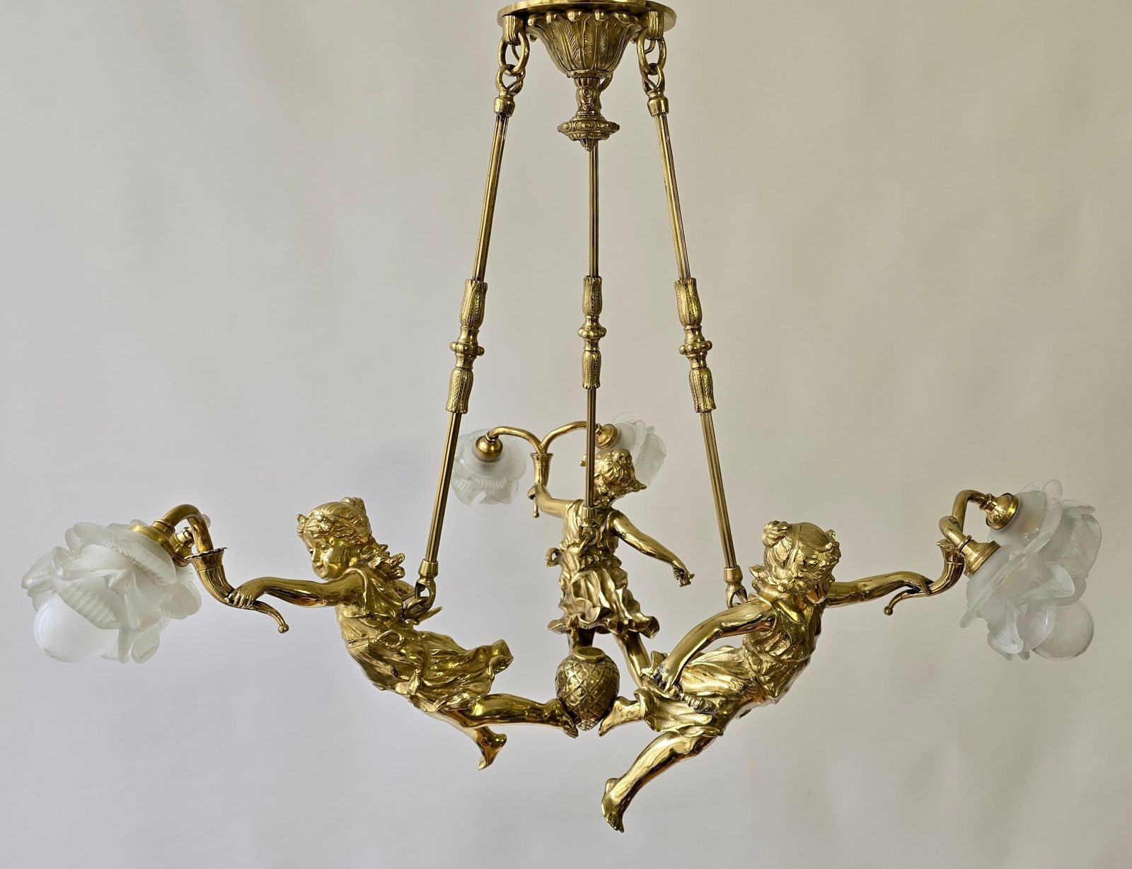 Exquisite French Gilt Bronze Chandelier With Cherubs Putti photo Lighting