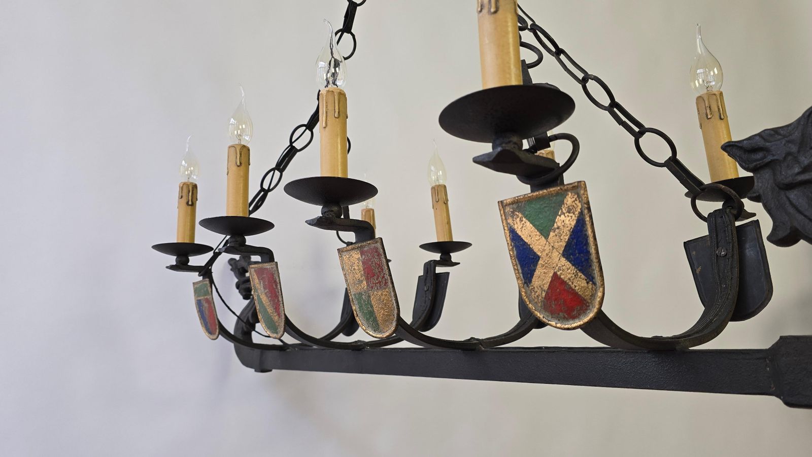 4717.0 Viking Ship Dragon Boat Chandelier photo