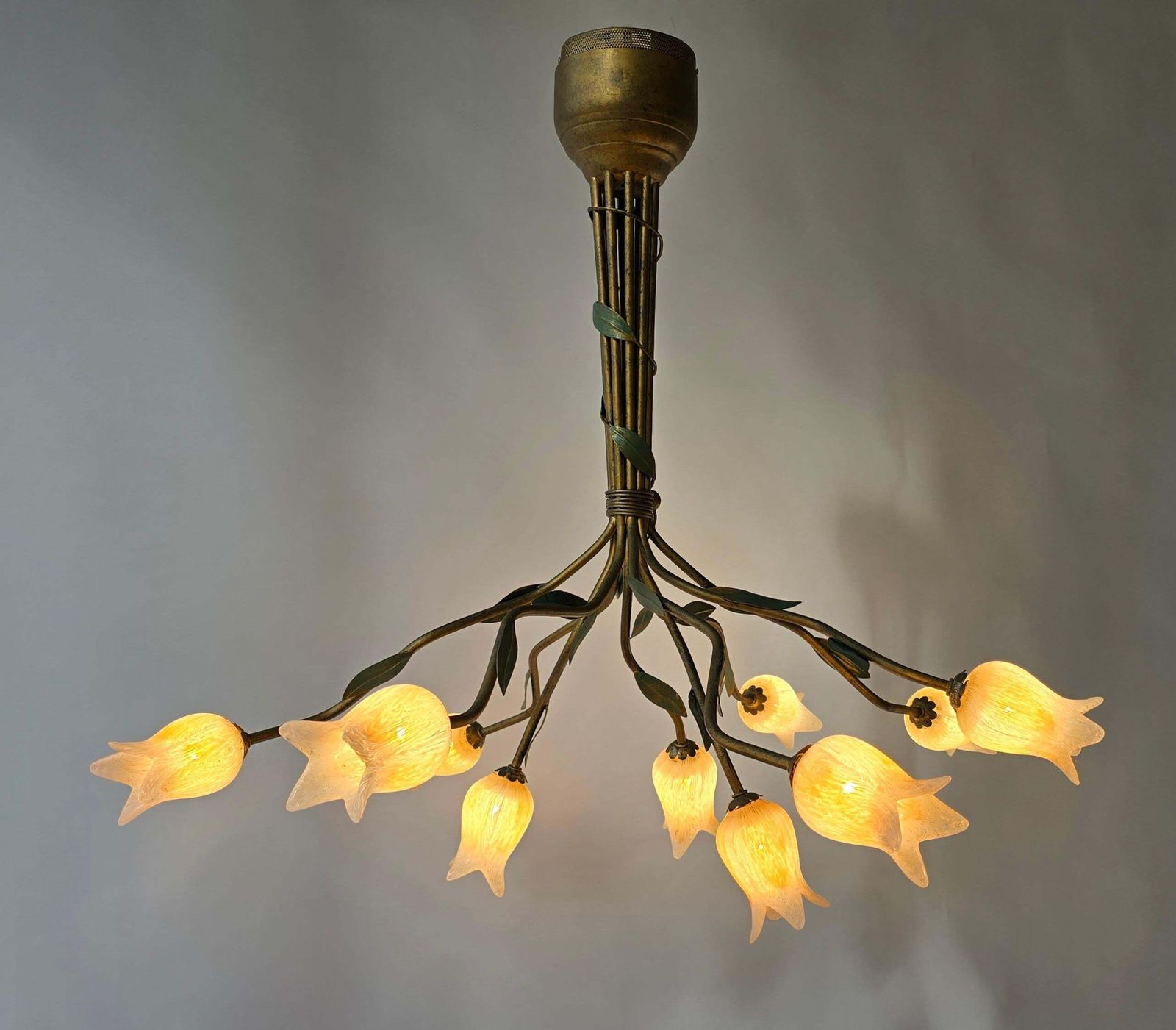 Two  Chandelier Pendant Lamp In Florentine Style With Glass Tulips Design photo vinterior