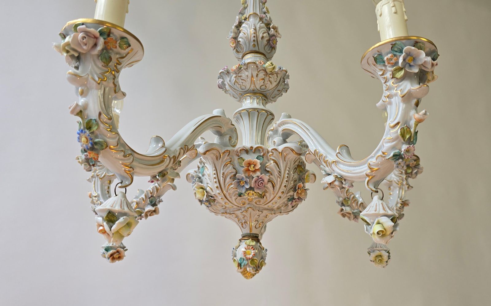 photo furniture Italian Porcelain Chandelier With Hand Painted Floral Details