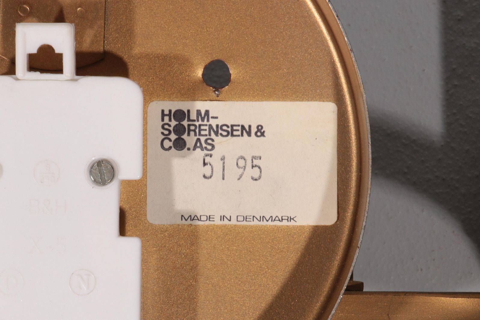 photo vinterior Holm Sörensen Brutalist Copper Wall Lamp Large Model Denmark