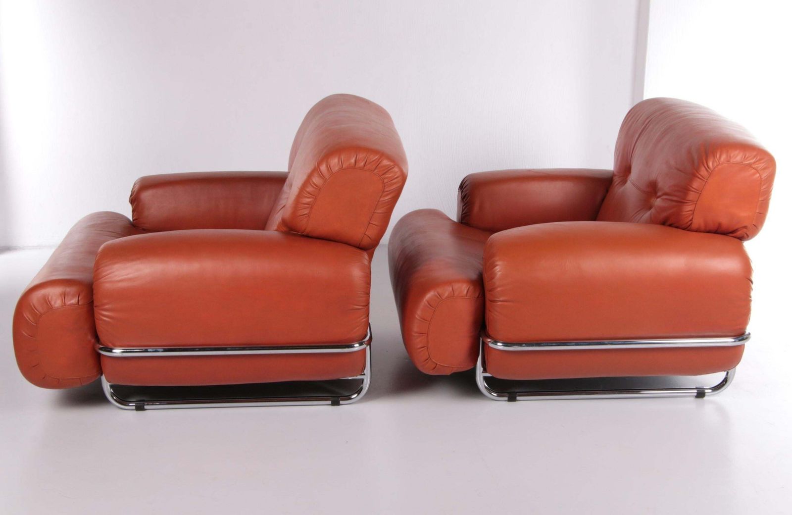 Guido Faleschini Leather Armchairs Vintage Style From Italy 1970 photo vinterior