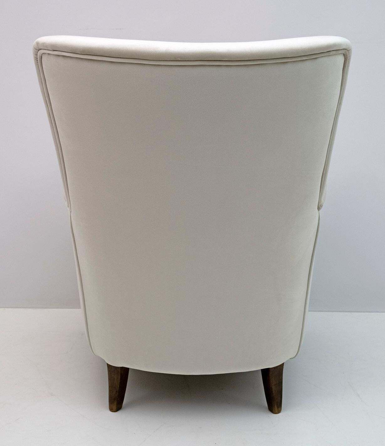 photo furniture Pair Of Gio Ponti Style Mid Century Modern Italian Velvet Armchairs For Isa, 50s