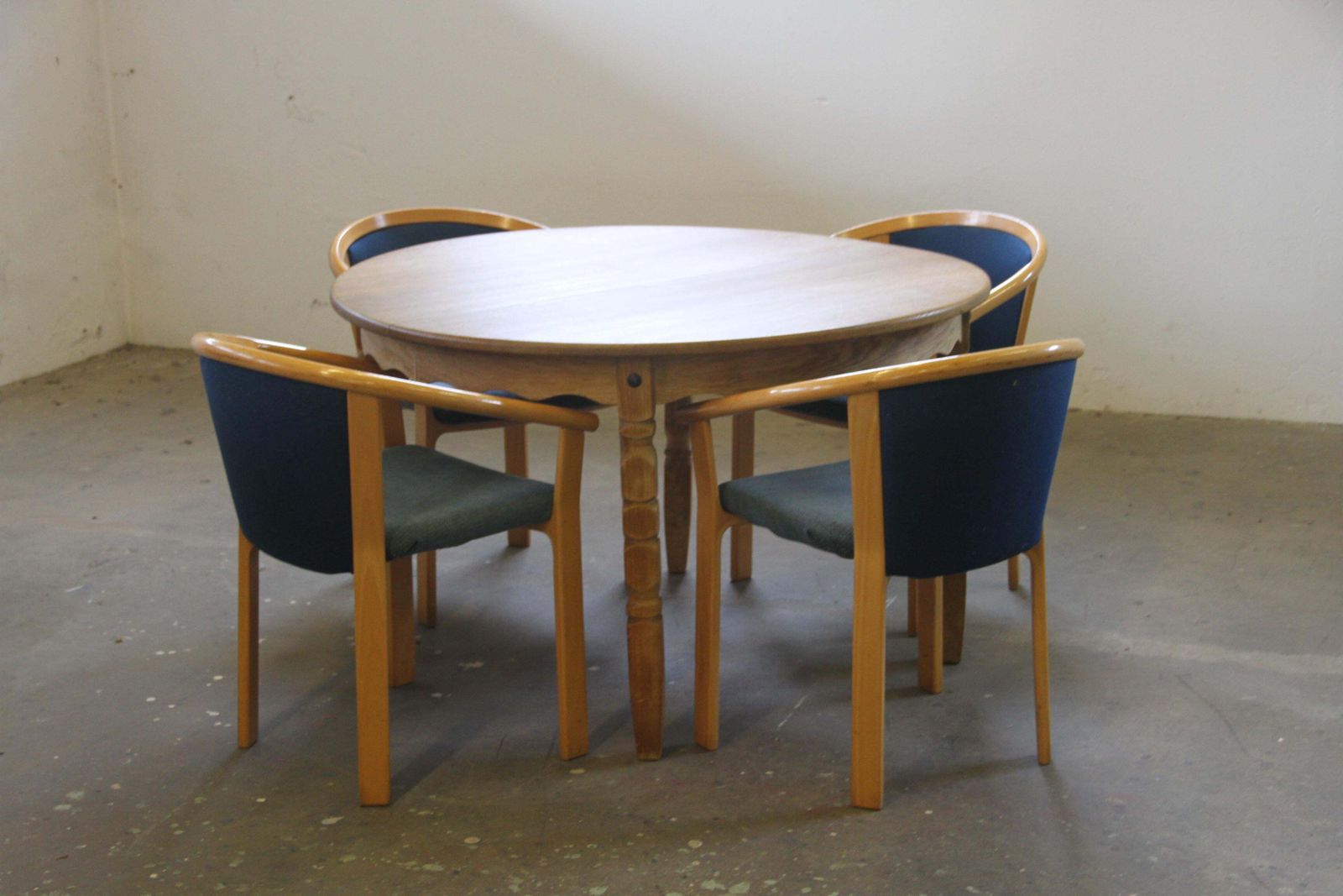 photo buy Beech Wood Dining Chairs By Rud Thygesen & Johnny Sørensen For Magnus Olesen