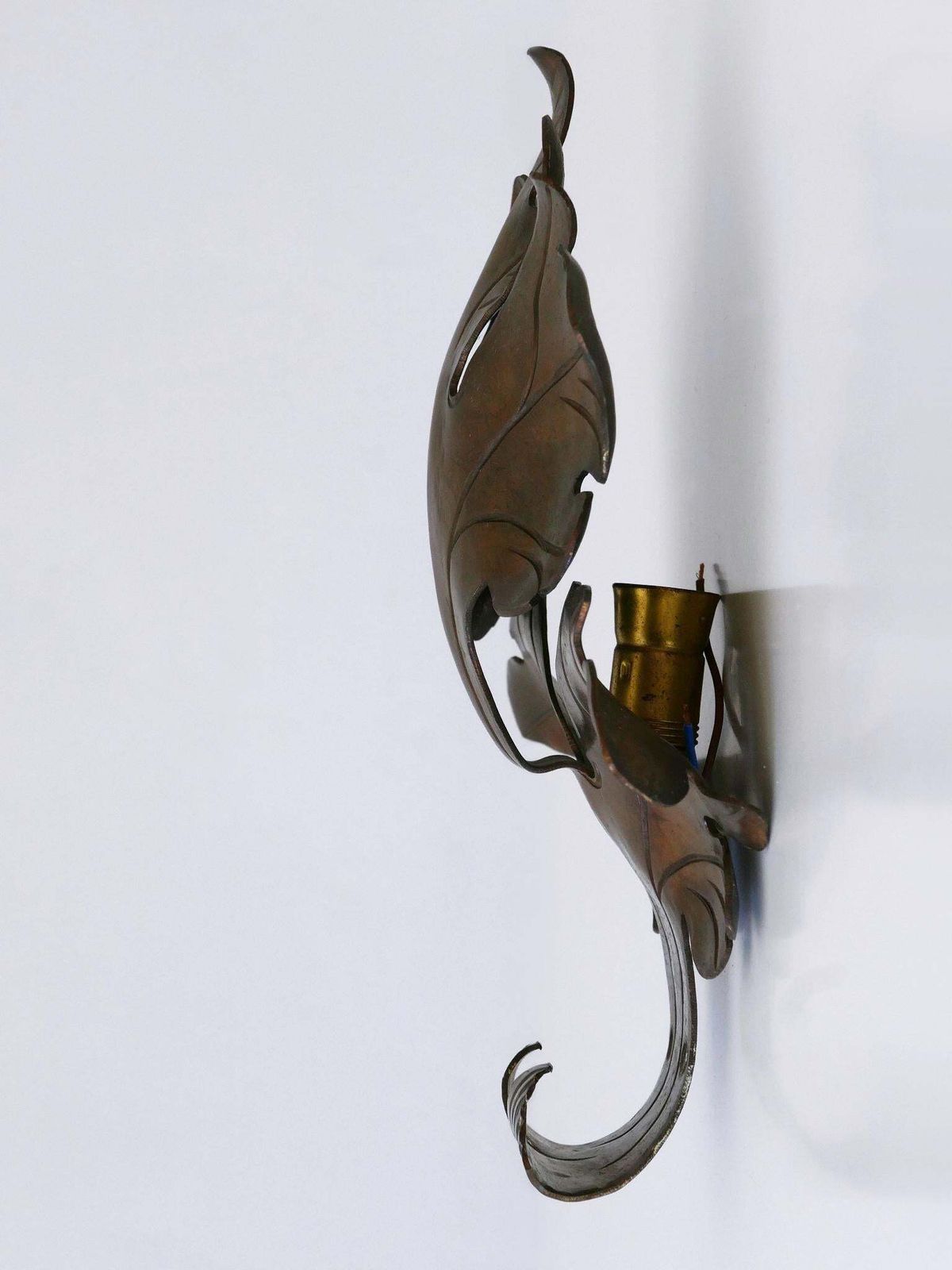 photo vinterior Lovely Mid Century Modern Brass Oak Leaf Sconce Or Wall Lamp Germany 1960s