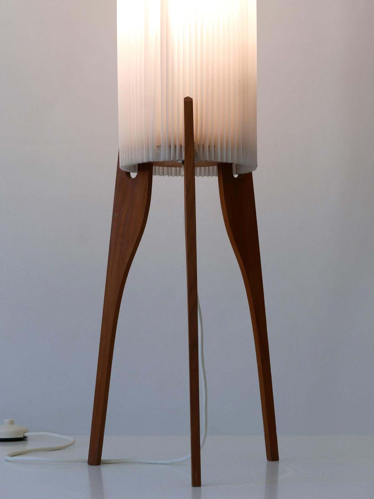 photo vintage Rare & Elegant Mid Century Modern Two Flamed Scandinavian Floor Lamp 1960s