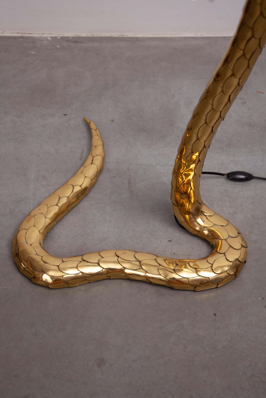 photo furniture Large Floor Lamp, Cobra Sculpture Signed By Alain Chevret, 1985, France