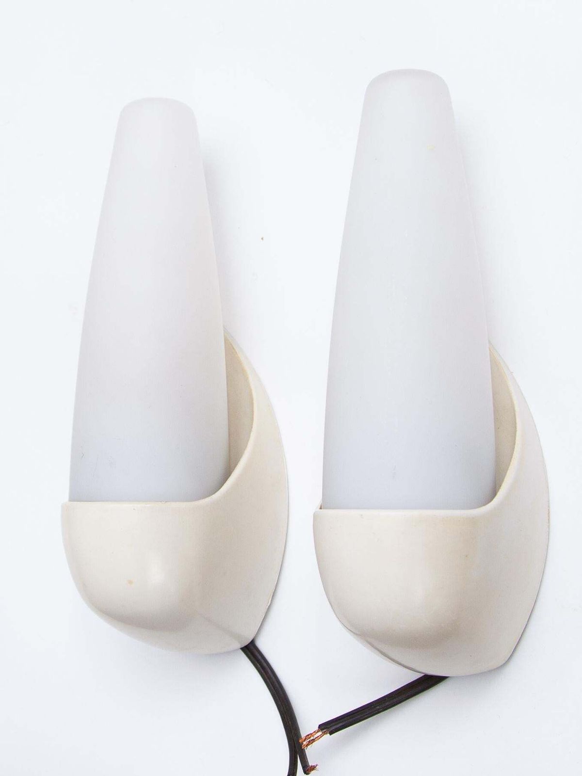 Set Of Four White Bakelite And Opal Glass Bo Niko Wall Lights  1930s photo 851.0