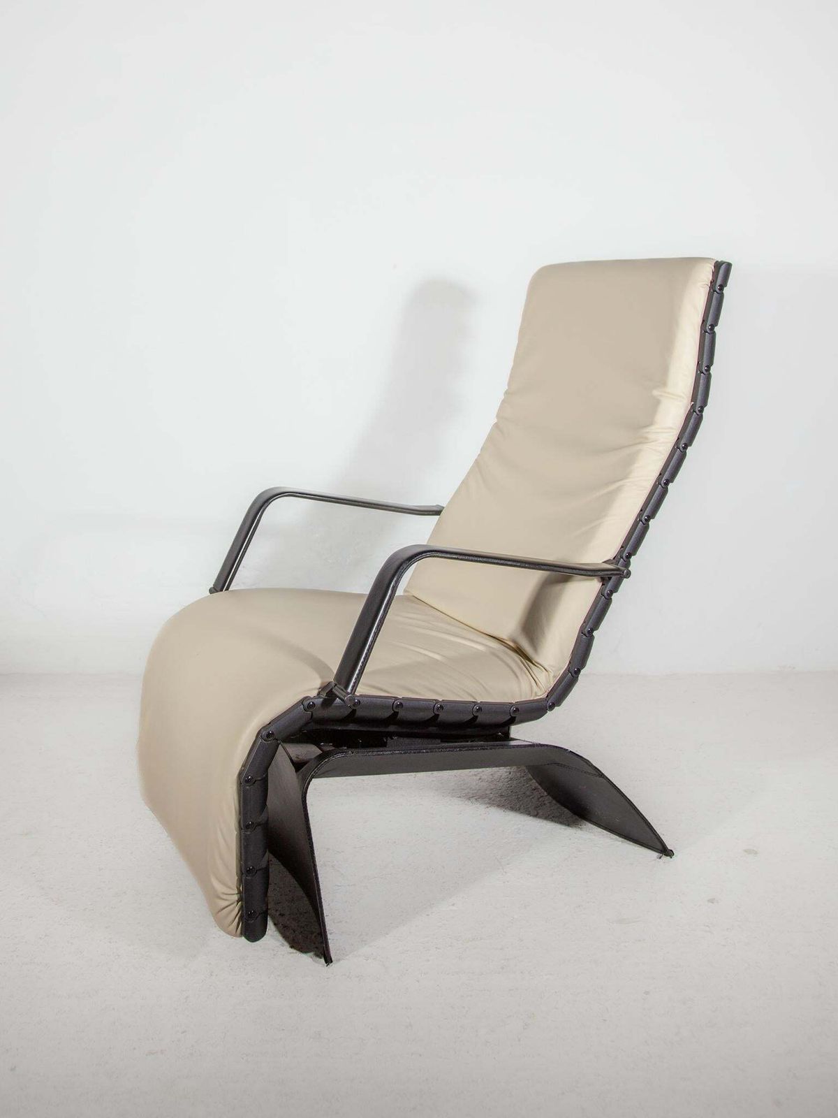 Ergo "Antropovarius" Reclining Lounge Chair By Ferdinand Alexander Porsche photo Furniture