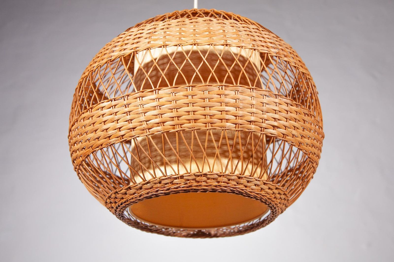 Organic Wicker Rattan Globe Pendant Or Hanging Light, 1950s photo vinterior