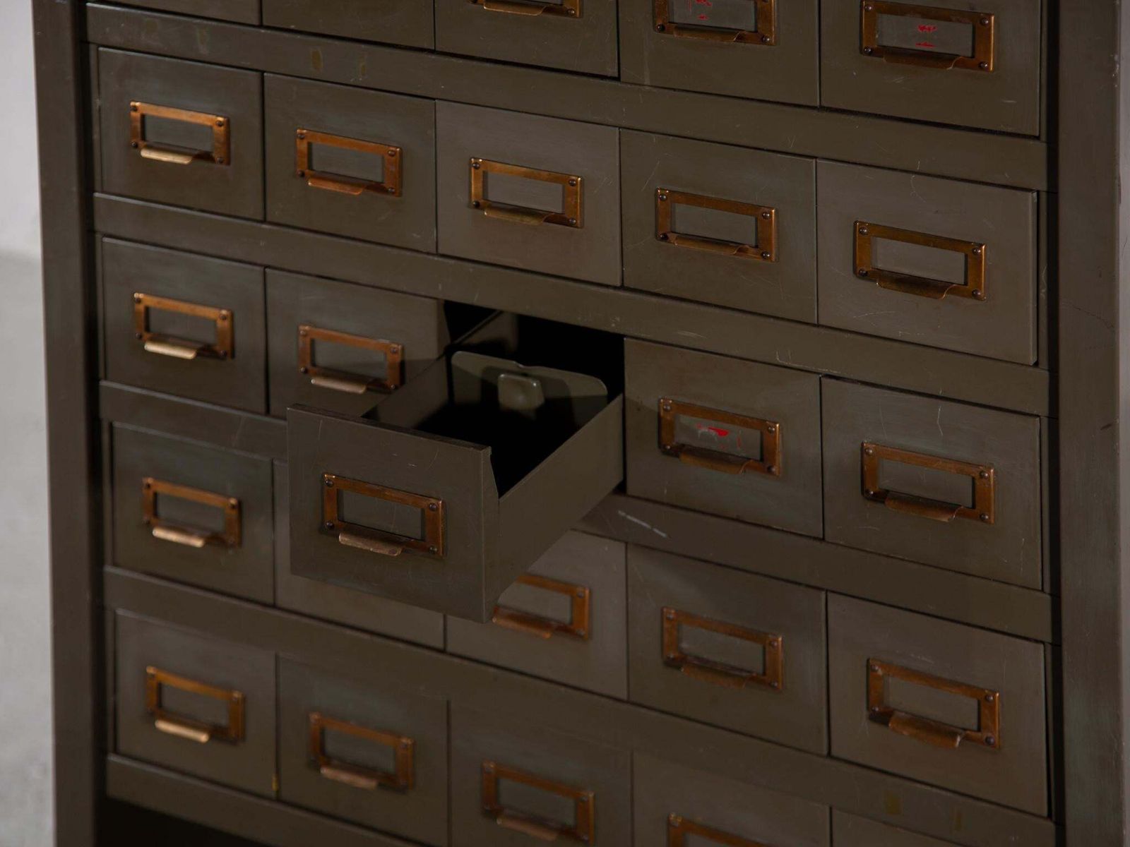 photo vinterior Industrial Chest Of Drawers, 1940s By Acior Maison Desoer Liège, Belgium