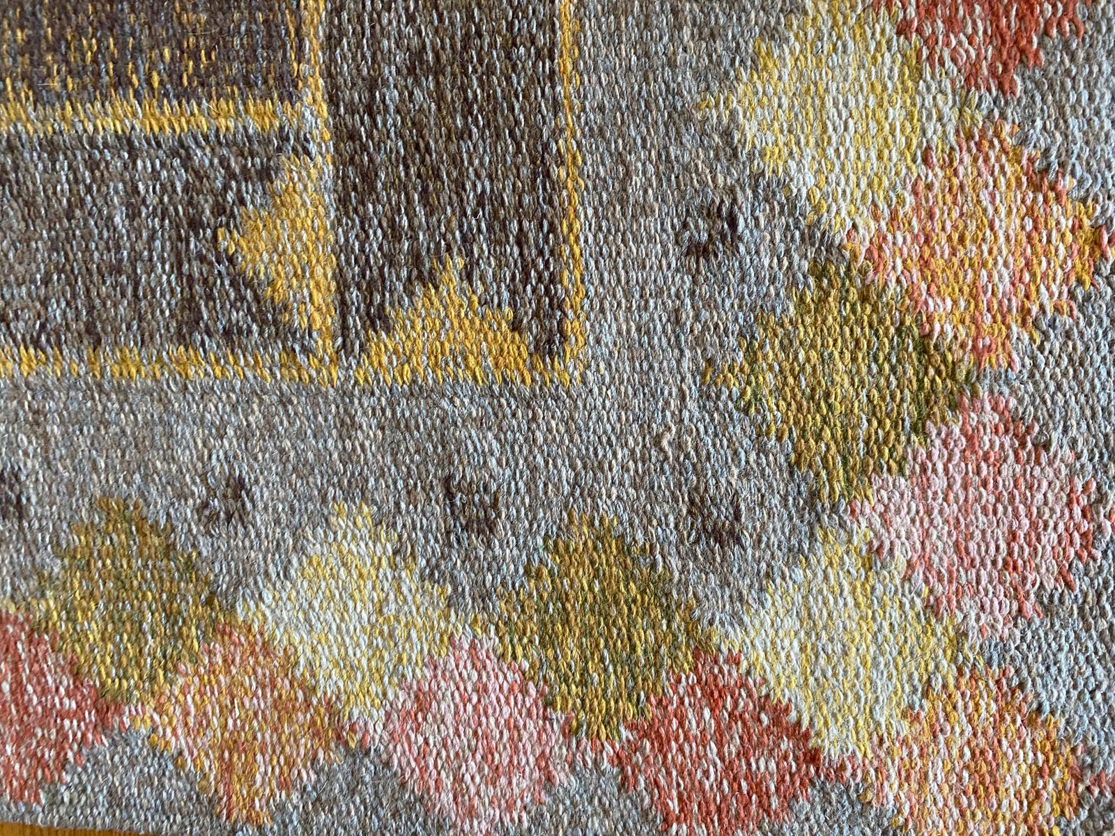 Textiles Scandinavian Modern Röllakan Pastel Color Flatweave Rug, Sweden, 1950s photo