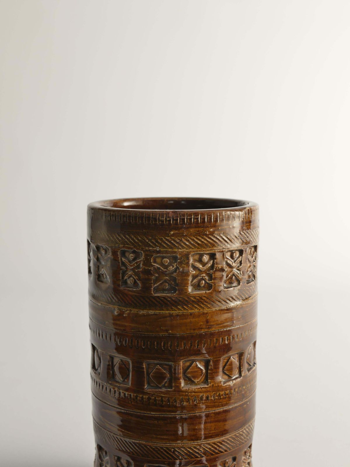 Mid Century Modern Brown Stoneware Vase By Aldo Londi For Bitossi, Italy, 1960s photo vintage