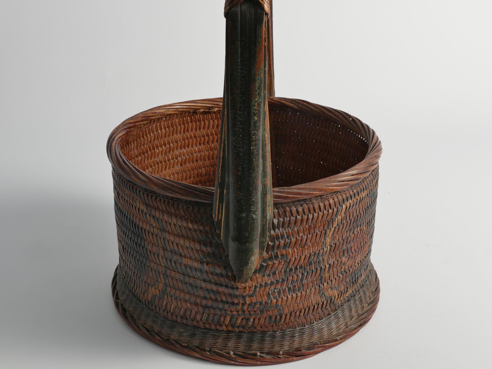 Early 20th Century Chinese Betrothal Or Wedding Basket With Peony And Bird Motif photo for sale