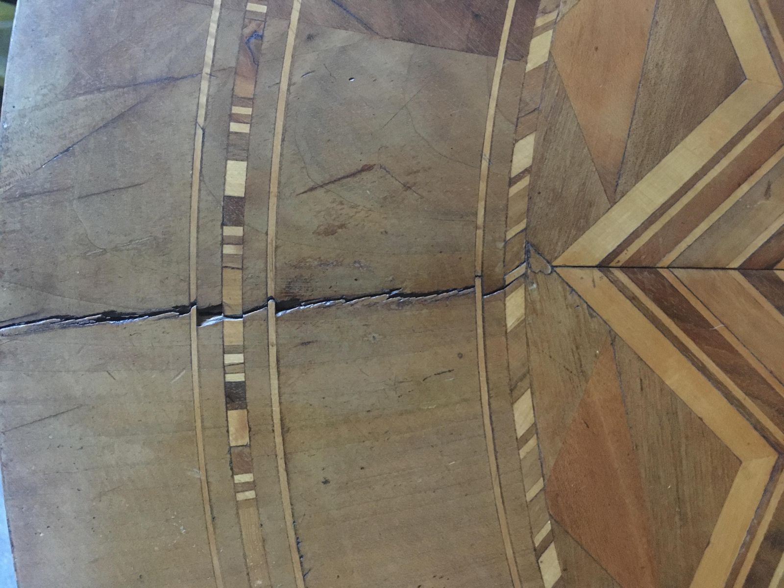 19th Century Louis Philippe Sorrento Walnut Parquetry Center Table photo vinterior