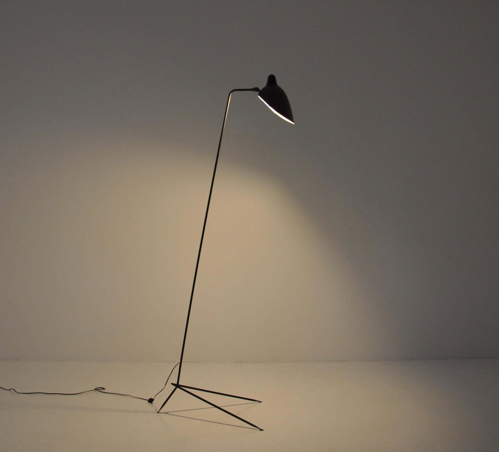 19084.0 Floor Lamp By Serge Mouille, 1st Edition, 1953 photo