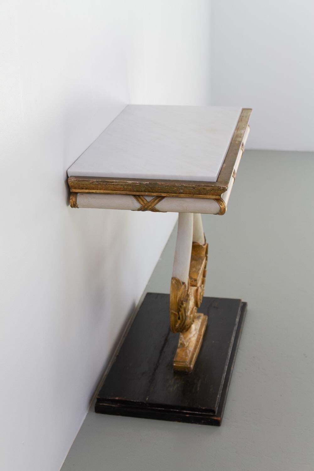 photo vintage Swedish Gustavian Giltwood Console Table With Lyre And Marble Top, 1800s.