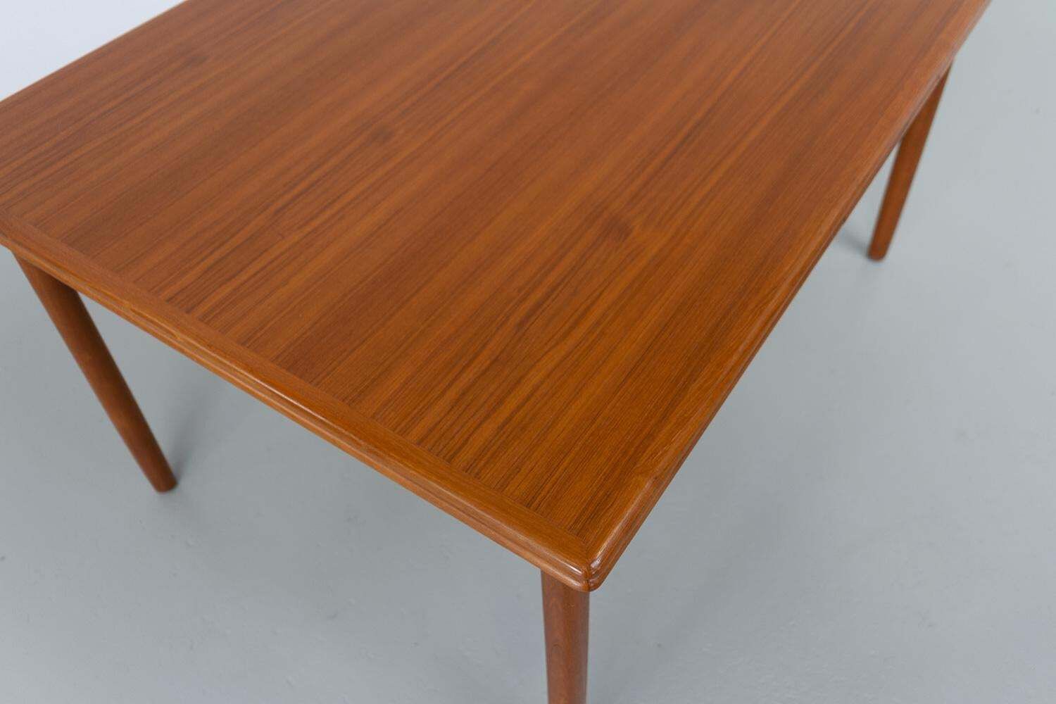 Danish Mid Century Extendable Teak Dining Table, 1960s. photo Furniture