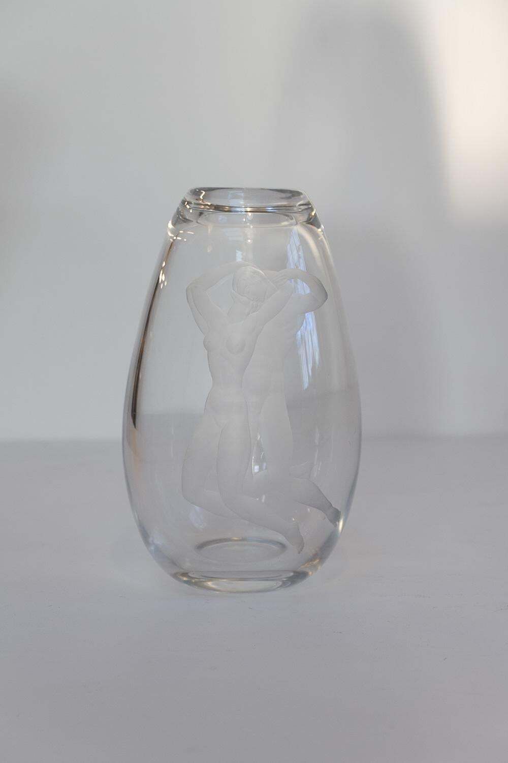 Swedish Art Deco Glass Vase With Couple By Vicke Lindstrand For Orrefors, 1930s. photo 472.0