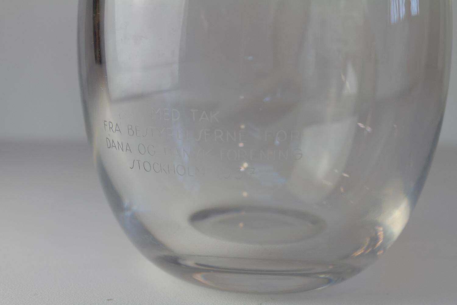 photo for sale Swedish Art Deco Glass Vase With Couple By Vicke Lindstrand For Orrefors, 1930s.