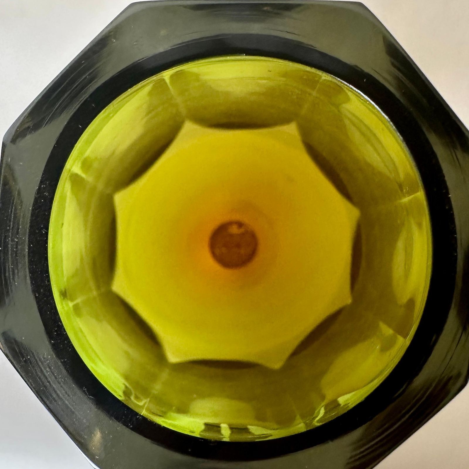 Late 20th Century Green Hand Faceted Murano Glass Vase By Vetreria Vivarini photo vinterior